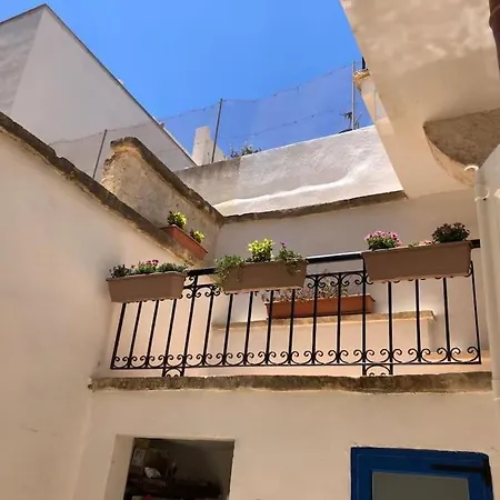 Typical Maltese Townhouse - 2 Bedrooms Vakantiehuis Mellieħa